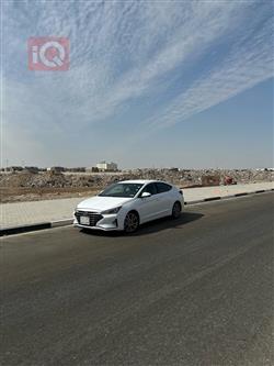 هیوندای ئەلەنترا